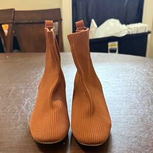 Women's Tan Ankle Boots